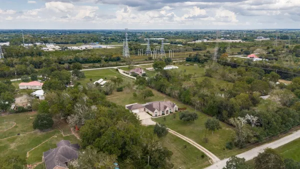 $565,000 | 7511 King Street, Manvel, TX 77578
