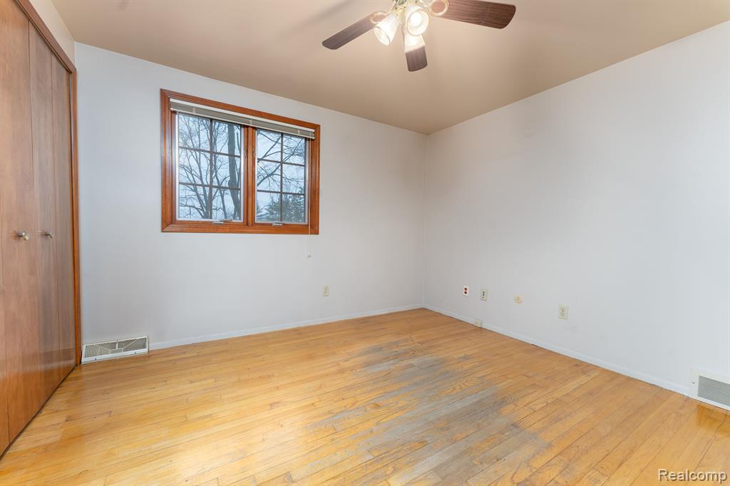 3011 Hunter Road Brighton, MI 48114 - Photo 18 of 30