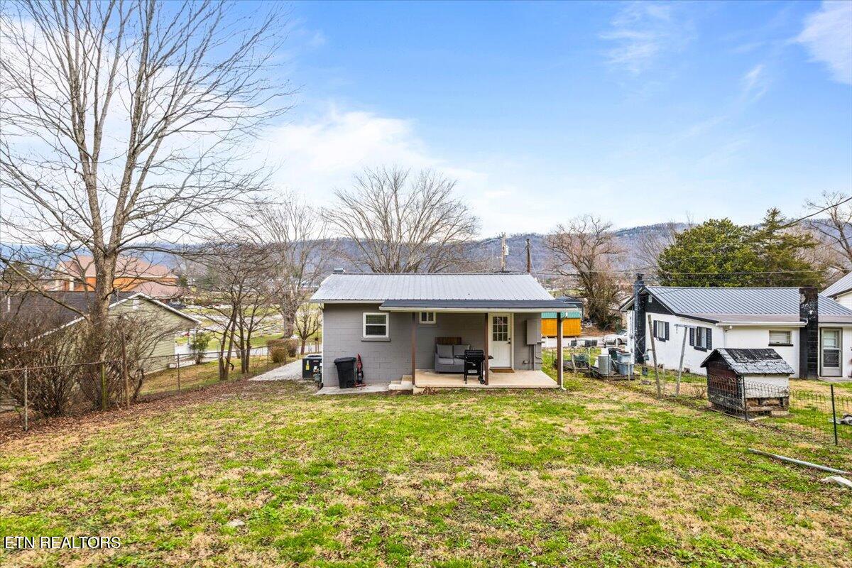 150 Connor Street Jacksboro, TN 37757 - Photo 17 of 21 31-Connor St