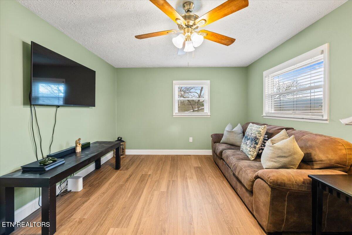 150 Connor Street Jacksboro, TN 37757 - Photo 5 of 21 09-Connor St