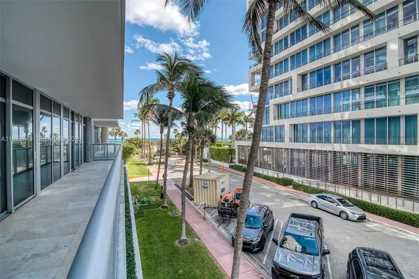 $11,500 | 3737 Collins Avenue, Unit S203, Miami Beach, FL 33140