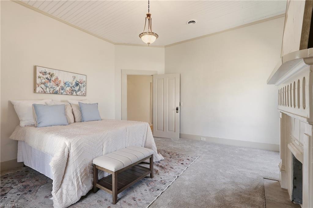 505 West Decatur Street Madison, NC 27025 - Photo 11 of 42