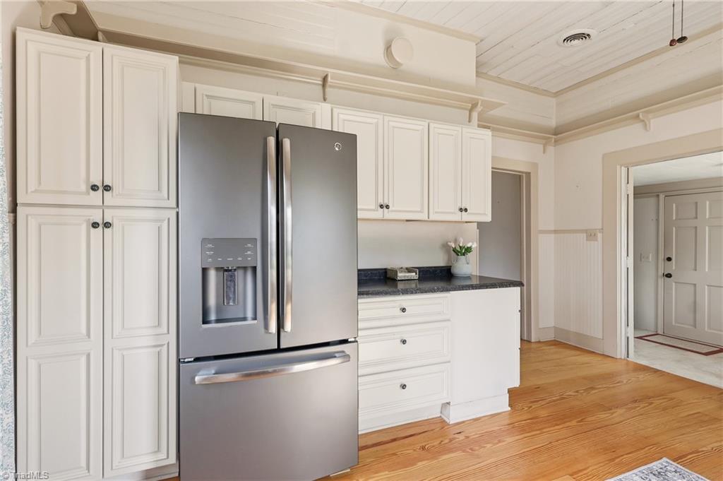 505 West Decatur Street Madison, NC 27025 - Photo 26 of 42