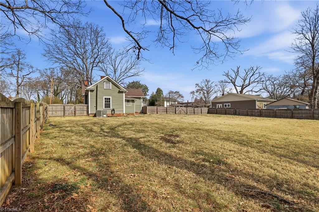 505 West Decatur Street Madison, NC 27025 - Photo 32 of 42