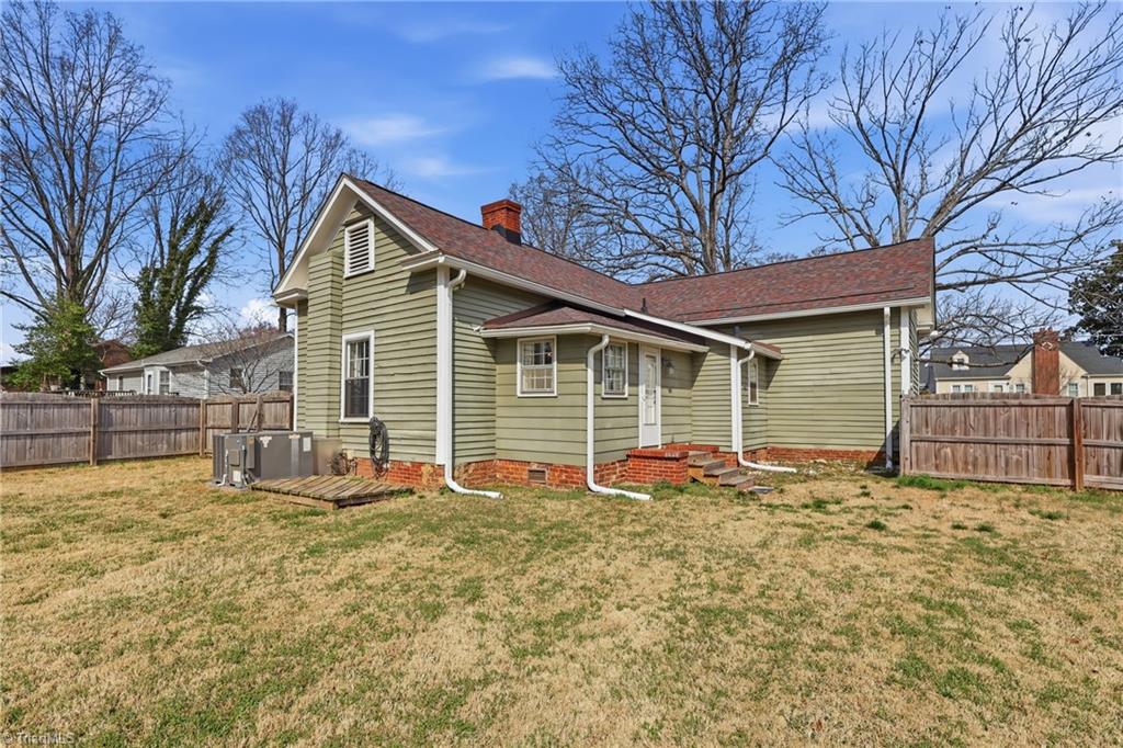 505 West Decatur Street Madison, NC 27025 - Photo 33 of 42