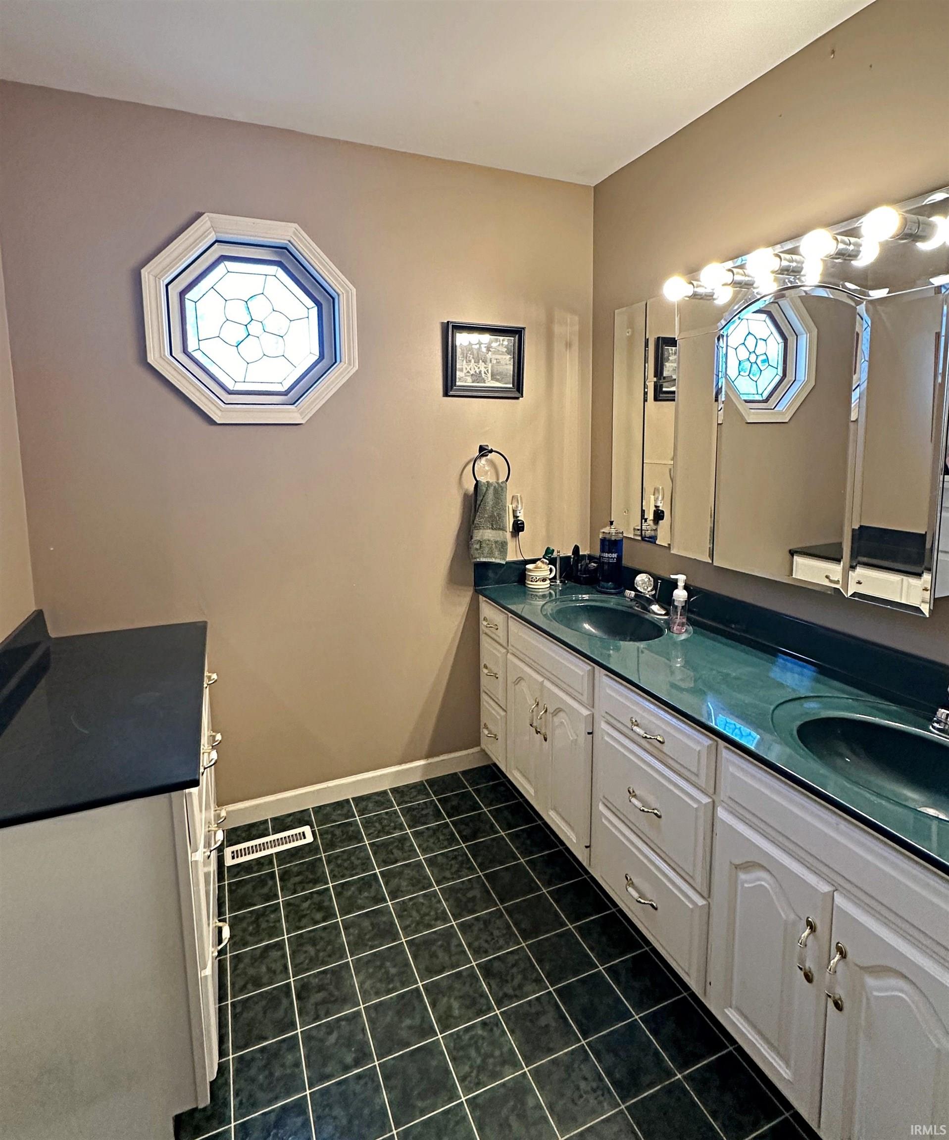 8 Orchard Road Loogootee, IN 47553 - Photo 13 of 36