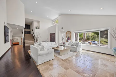 $3,249,000 | 25171 Stageline Drive, Laguna Hills, CA 92653