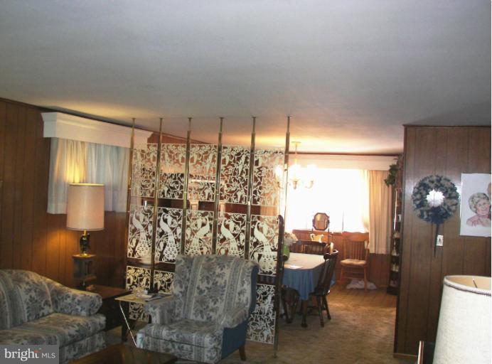 5968 Montgomery Road Elkridge, MD 21075 - Photo 18 of 22 Living Room