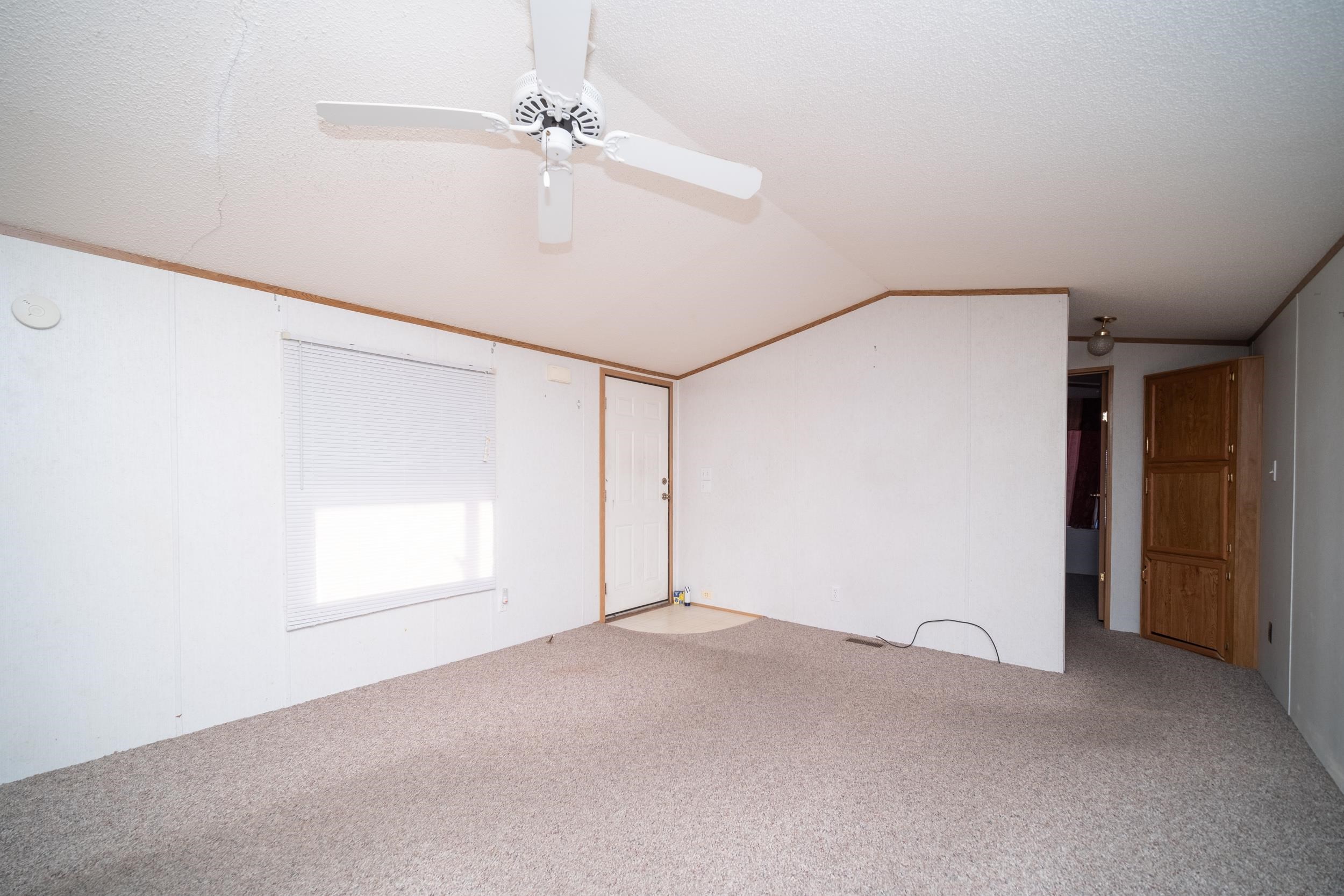 1202 Spring Circle Belvidere, IL 61008 - Photo 11 of 18 a view of an empty room with a window