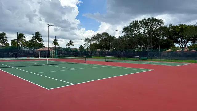 $180,000 | 5929 Coral Lake Drive, Unit 305, Margate, FL 33063