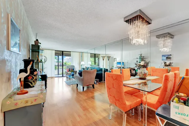 $180,000 | 5929 Coral Lake Drive, Unit 305, Margate, FL 33063