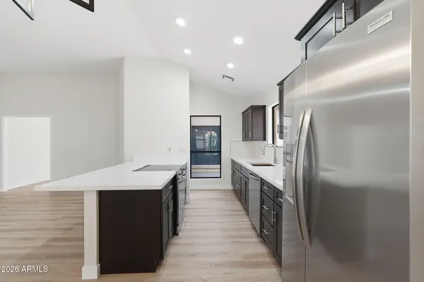 $549,999 | 7113 West Julie Drive, Glendale, AZ 85308