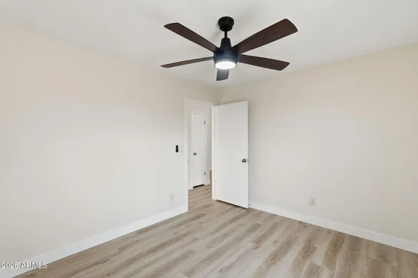 $549,999 | 7113 West Julie Drive, Glendale, AZ 85308
