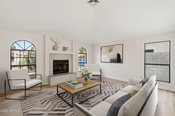$549,999 | 7113 West Julie Drive, Glendale, AZ 85308
