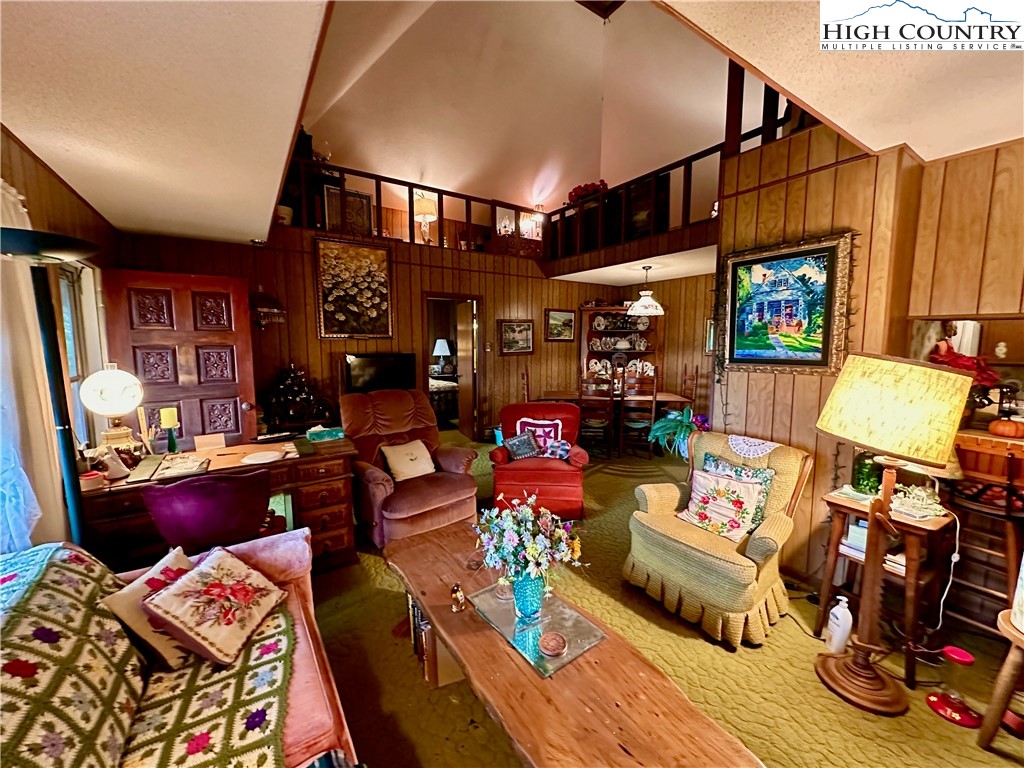 916 Harley Perry Road Zionville, NC 28698 - Photo 5 of 43 Gallery Image 5
