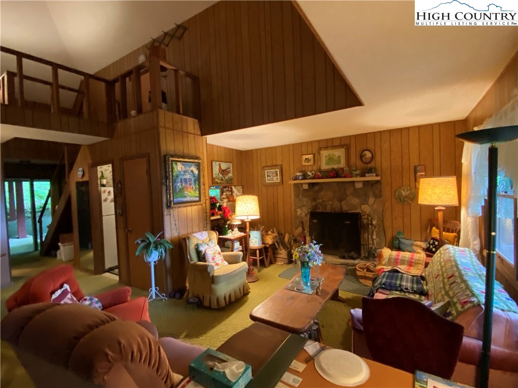 916 Harley Perry Road Zionville, NC 28698 - Photo 9 of 43 Gallery Image 9
