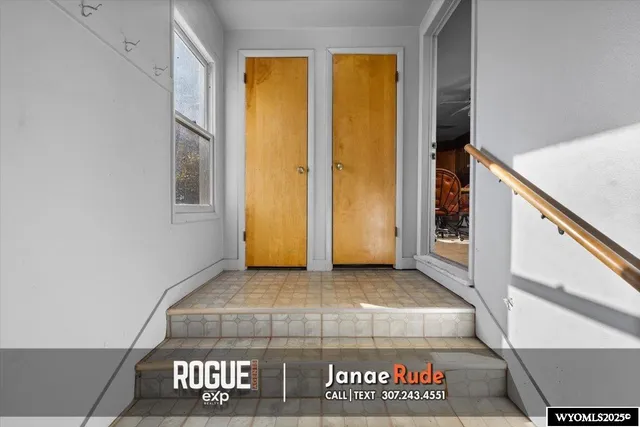 $220,000 | 1501 Erwin Street, Douglas, WY 82633