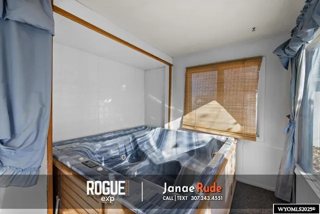 $220,000 | 1501 Erwin Street, Douglas, WY 82633