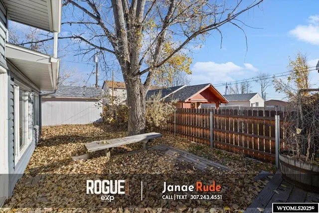 $220,000 | 1501 Erwin Street, Douglas, WY 82633