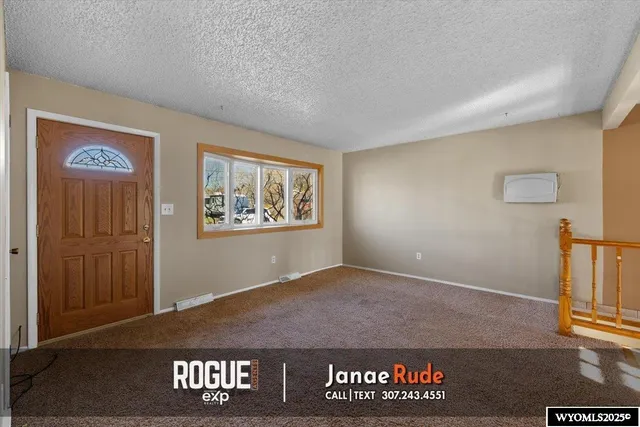 $220,000 | 1501 Erwin Street, Douglas, WY 82633