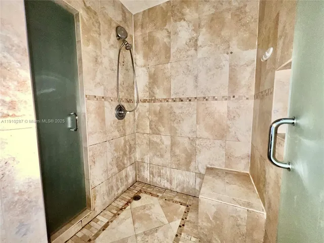 $1,850 | 6095 West 19th Avenue, Unit 412, Hialeah, FL 33012