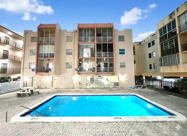 $1,850 | 6095 West 19th Avenue, Unit 412, Hialeah, FL 33012