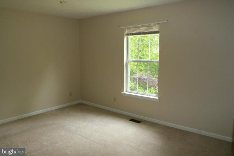 5367 Freezeland Road Linden, VA 22642 - Photo 9 of 29 Bedroom #3