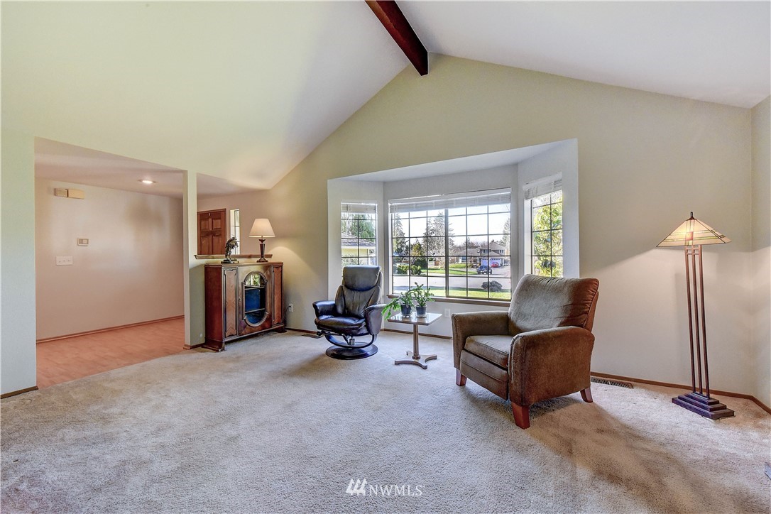 2607 182nd Street Southeast Bothell, WA 98012 - Photo 4 of 26 Gallery Image 4