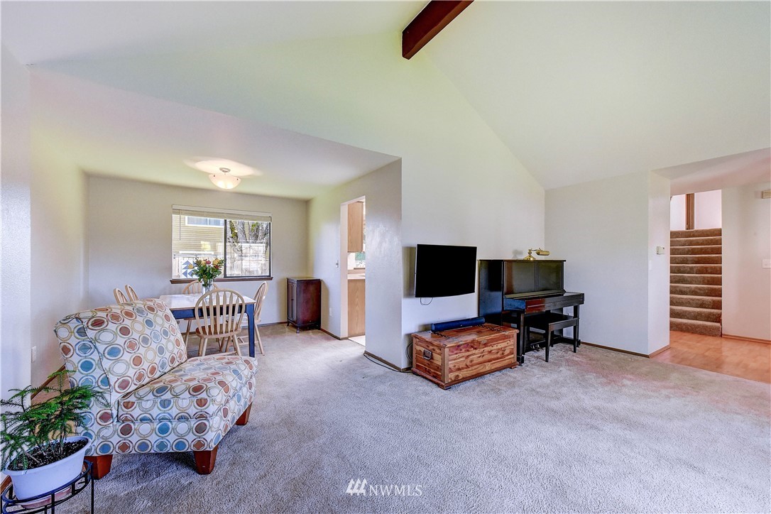 2607 182nd Street Southeast Bothell, WA 98012 - Photo 5 of 26 Gallery Image 5
