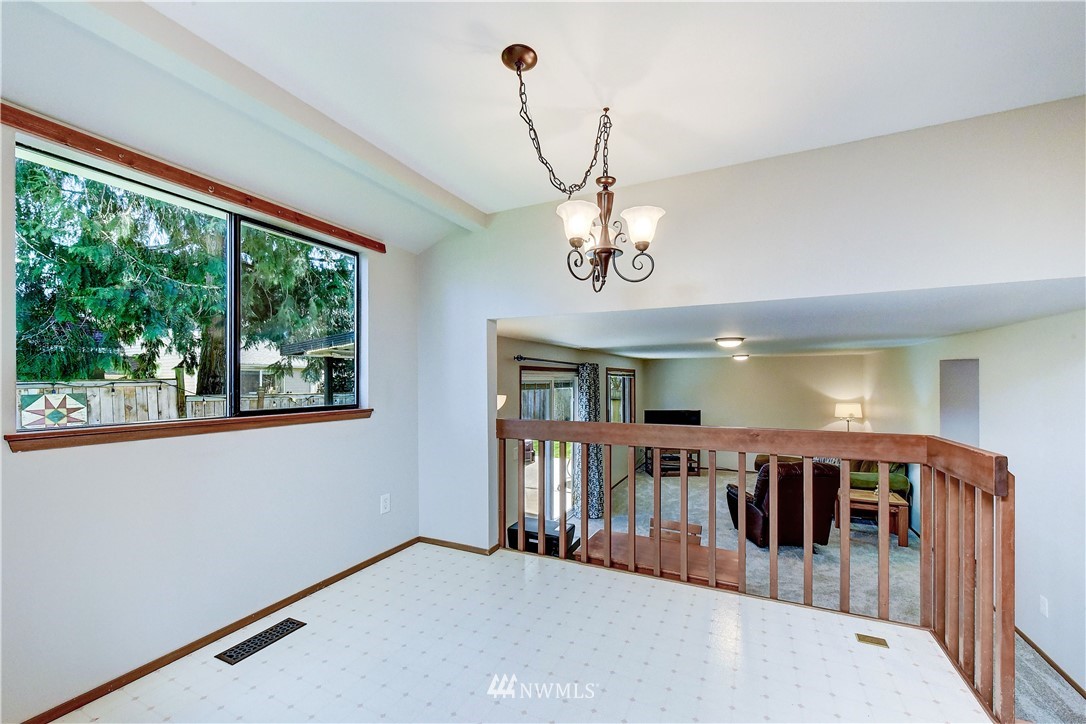 2607 182nd Street Southeast Bothell, WA 98012 - Photo 10 of 26 Gallery Image 10