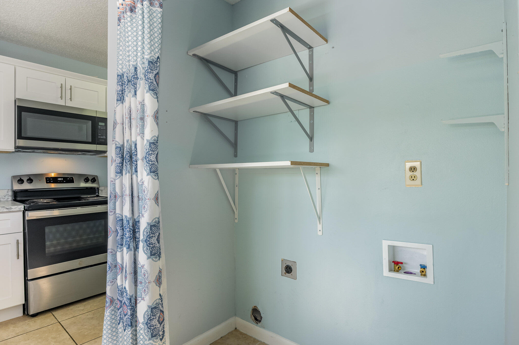 3118 Manor Drive Northeast Palm Bay, FL 32905 - Photo 5 of 22