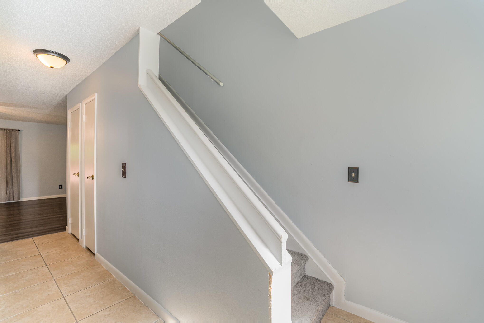 3118 Manor Drive Northeast Palm Bay, FL 32905 - Photo 10 of 22 a view of entryway