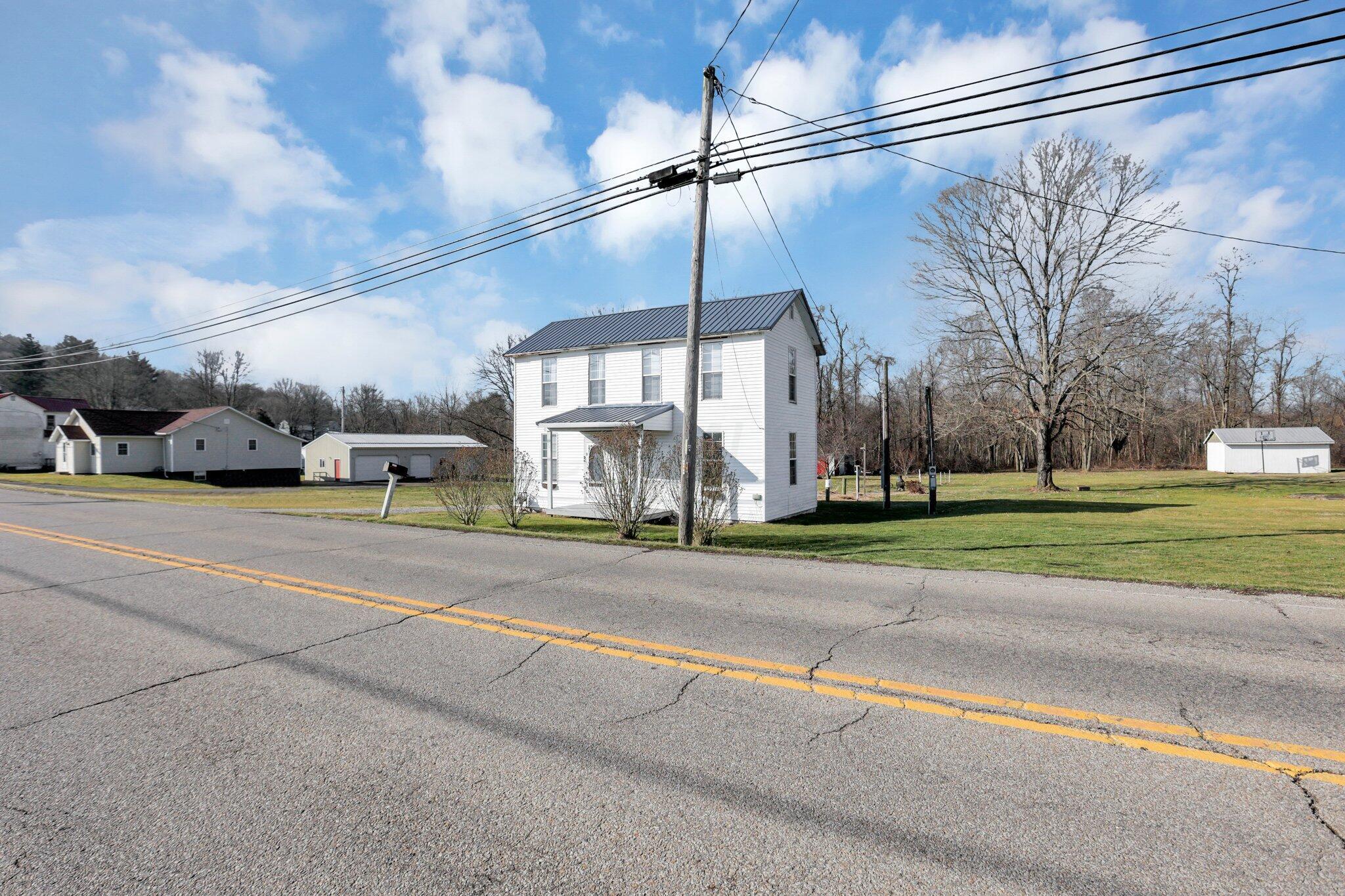 4269 Ceramic Road Crooksville, OH 43731 - Photo 23 of 28 23-web-or-mls-BS5A7566