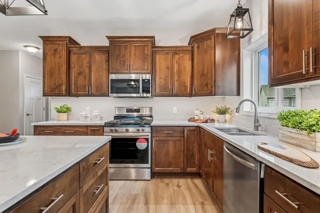 $492,000 | 4907 Evergreen Drive North, Hugo, MN 55038