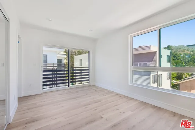 $3,649,000 | 2113 Holly Drive, Los Angeles, CA 90068