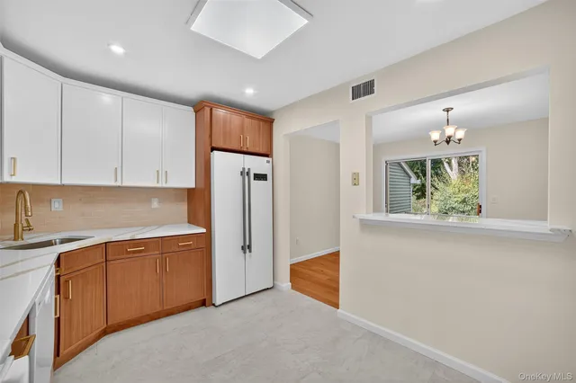 $560,000 | 159-unit C Carriage Court, Yorktown Heights, NY 10598