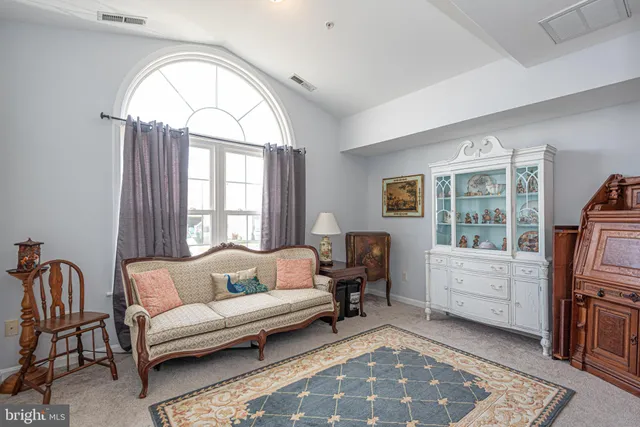 $347,500 | 529 Yacht Club Drive, Unit 4, Berlin, MD 21811