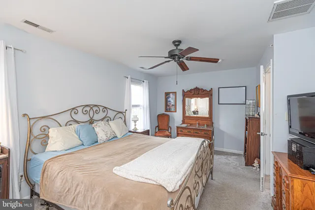 $347,500 | 529 Yacht Club Drive, Unit 4, Berlin, MD 21811