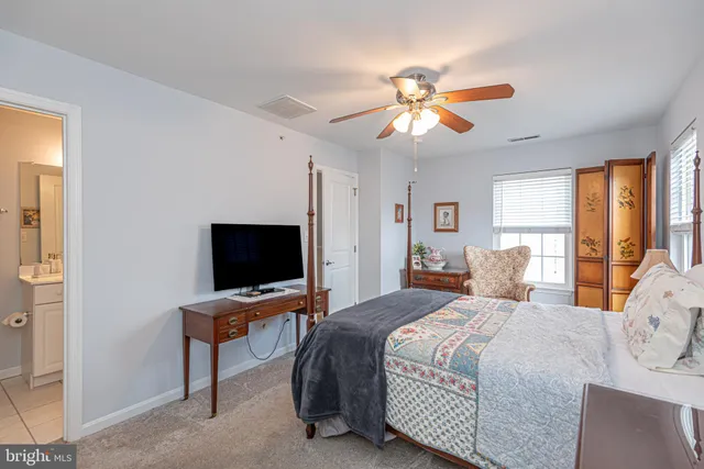 $347,500 | 529 Yacht Club Drive, Unit 4, Berlin, MD 21811