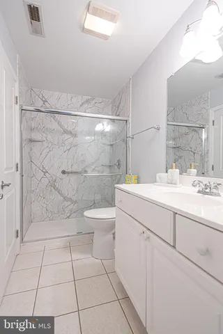 $347,500 | 529 Yacht Club Drive, Unit 4, Berlin, MD 21811