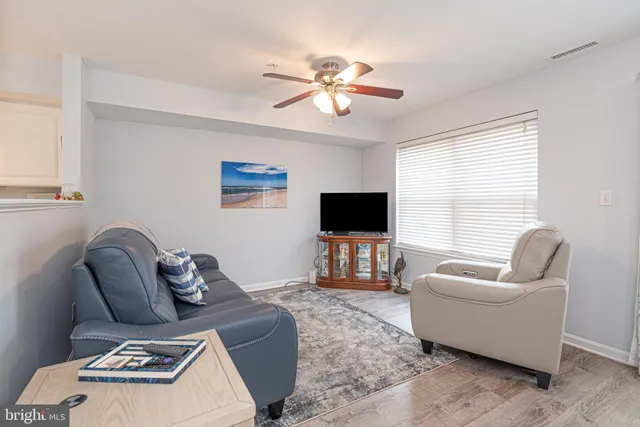 $347,500 | 529 Yacht Club Drive, Unit 4, Berlin, MD 21811