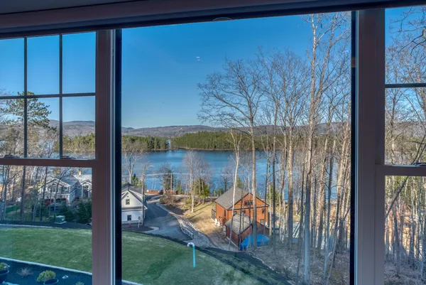 $2,950,000 | 711 West Shore Road, Alexandria, NH 03222