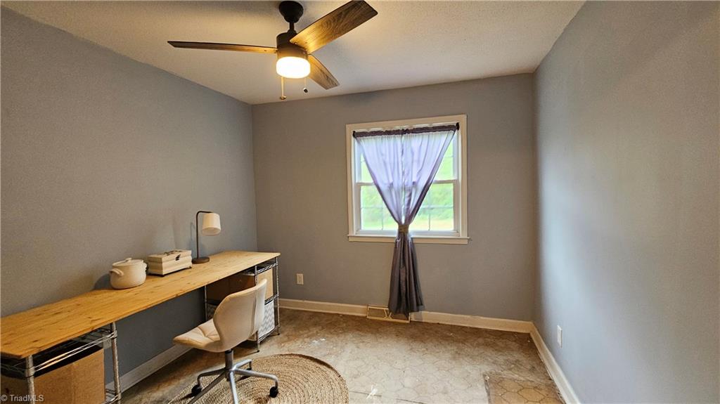 140 Allen Road Reidsville, NC 27320 - Photo 24 of 26 Gallery Image 24