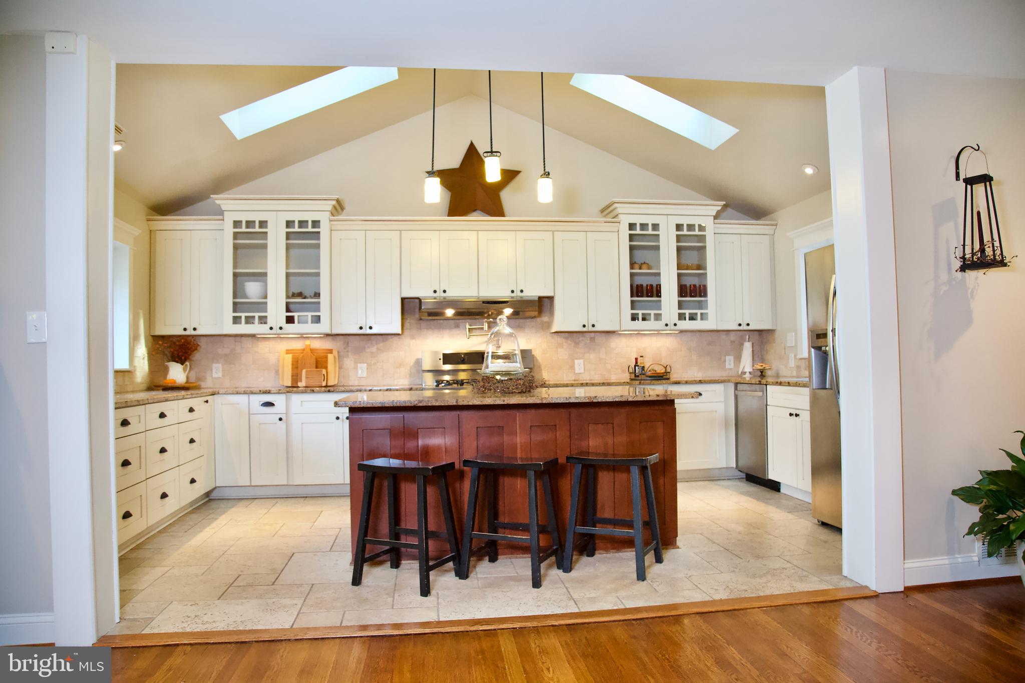 1925 Pagebrook Road Silver Spring, MD 20903 - Photo 11 of 45