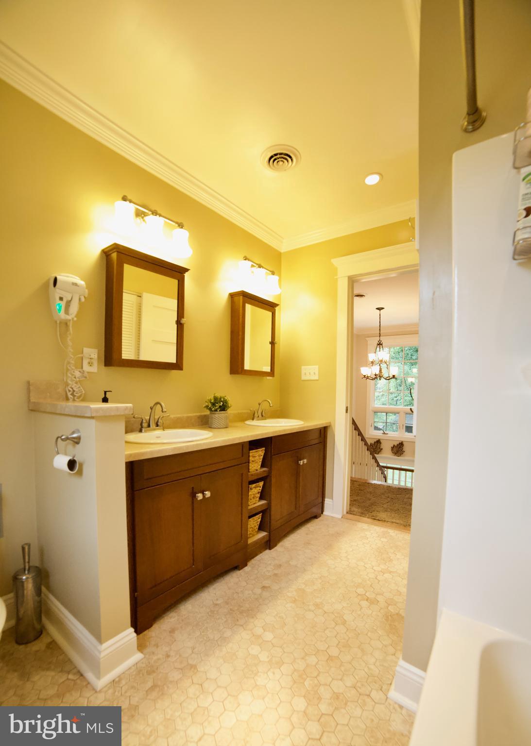 1925 Pagebrook Road Silver Spring, MD 20903 - Photo 23 of 45