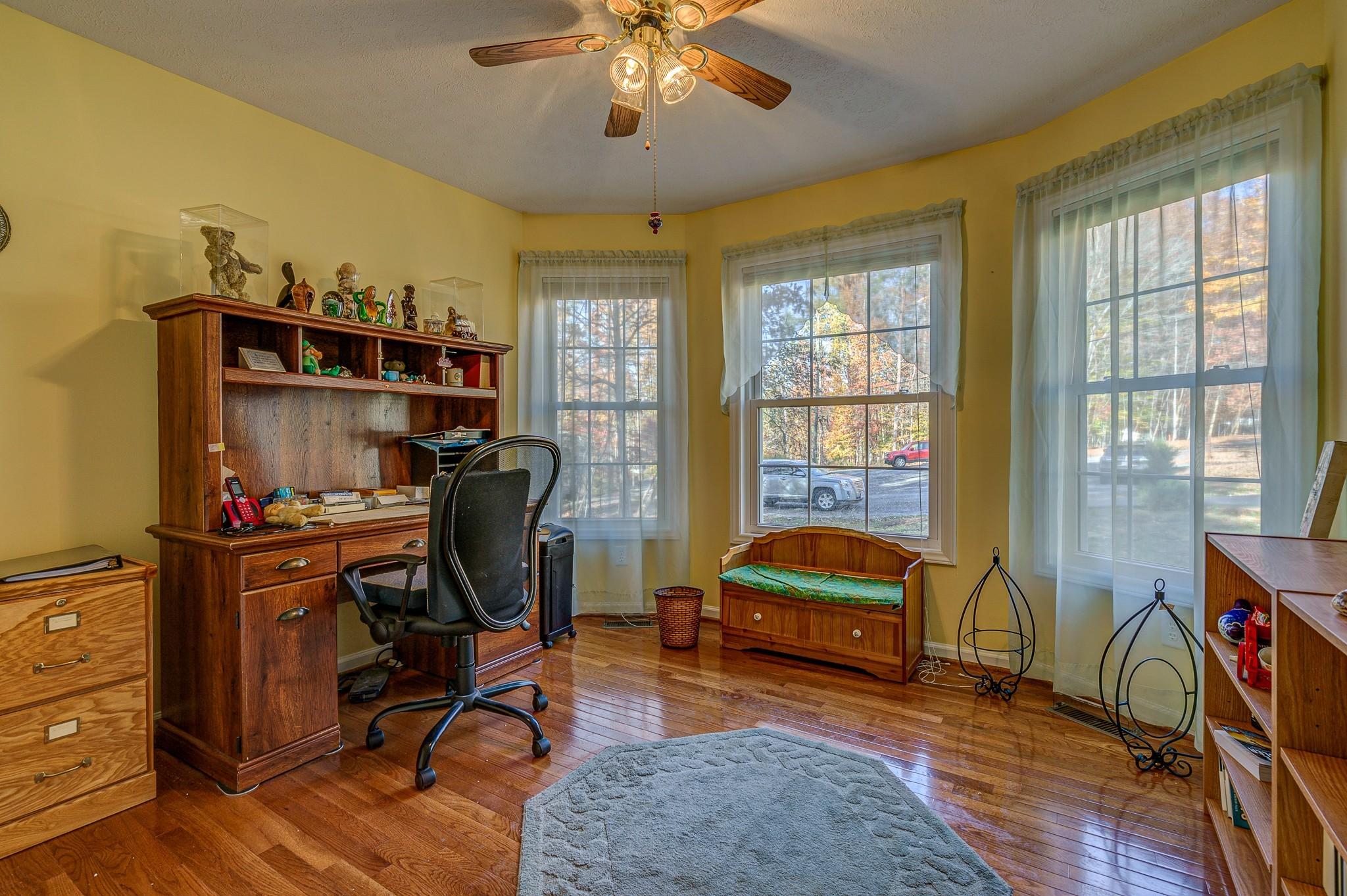 112 Bent Tree Road Moneta, VA 24121 - Photo 11 of 27 orig_112 Bent Tree Rd 017_8405067