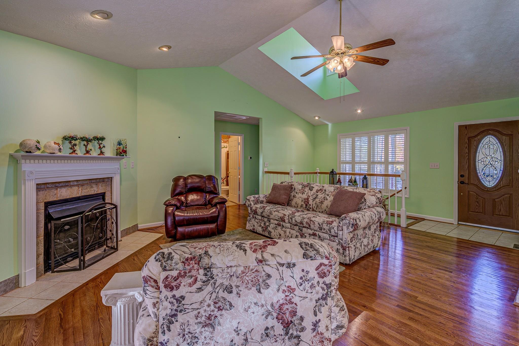 112 Bent Tree Road Moneta, VA 24121 - Photo 5 of 27 orig_112 Bent Tree Rd 004_8405054