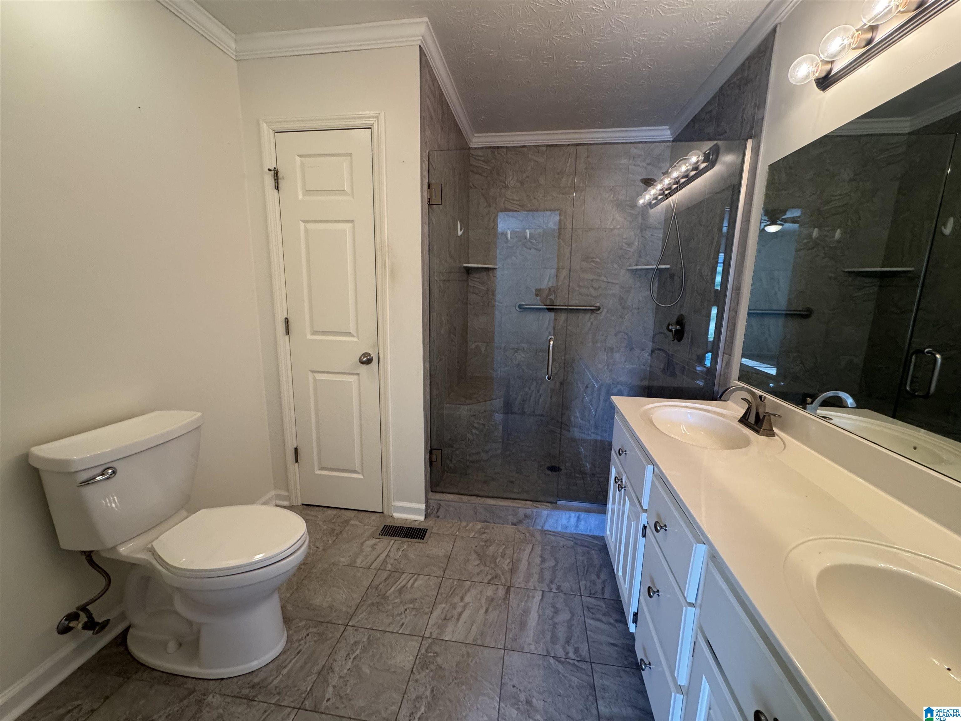 208 Ward Circle Gadsden, AL 35905 - Photo 15 of 31