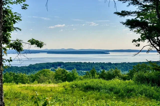 $1,500,000 | Lot 26 Mariners Watch Road, Northport, ME 04849