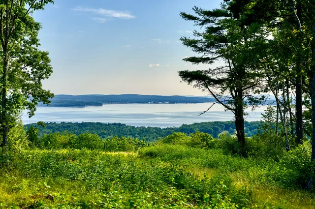 $1,500,000 | Lot 26 Mariners Watch Road, Northport, ME 04849